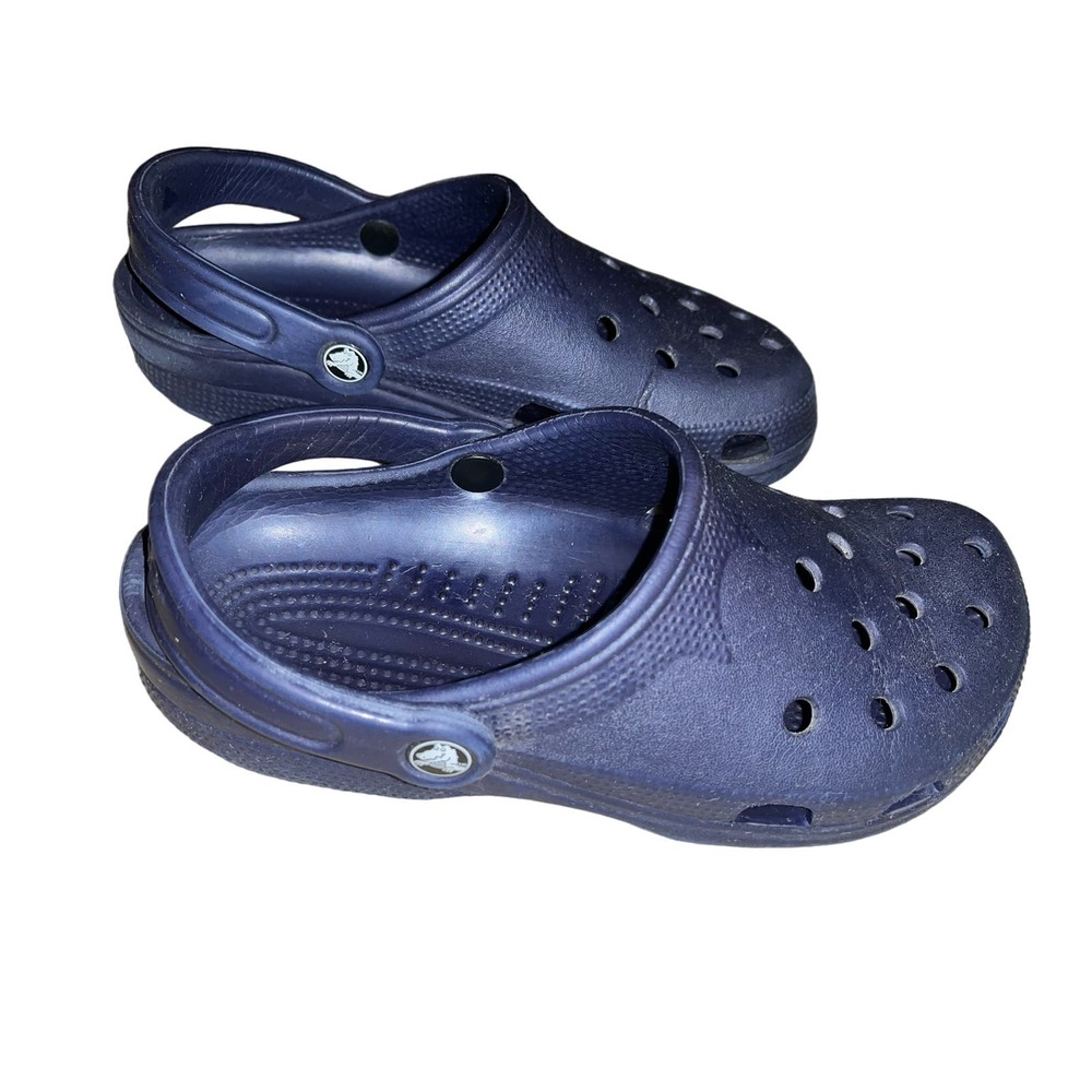 CROCS Classic Clog; Navy